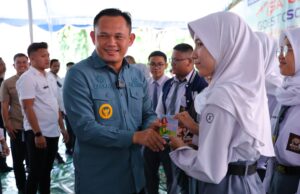 Pj Wali Kota Ajak Siswa Peduli Lingkungan Dari Sampah Plastik, Satuko Goes To School
