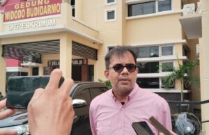 Haris Azhar : Pengrusakan Lahan PT SKB Tersistematis