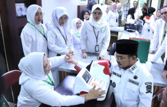 Pastikan Pelayanan Kesehatan Optimal, Wawako Palembang Prima Salam Tinjau RS BARI