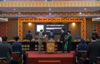 Wawako Prima Salam Hadiri Pelantikan PAW Anggota DPRD Palembang 2024-2029