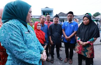 Ketua TP PKK hadir ditengah derita korban kebakaran