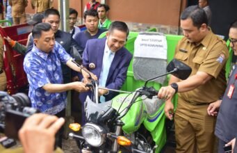Ratu Dewa Satu Kelurahan Satu Bank Sampah