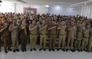 Program Palembang Cerdas, Wako Palembang akan bagikan seragam gratis untuk SD dan SMP