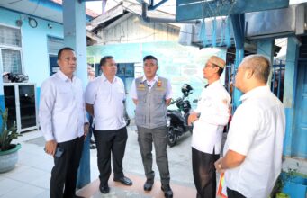 Sekda Aprizal Tinjau SDN 75, Rencanakan Bangun Gedung Baru