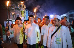 Ikuti Pawai Obor sambut Tahun Baru Islam, Ratu Dewa teringat waktu SMP