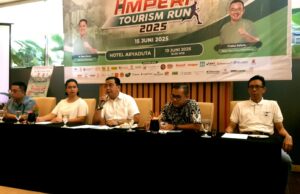 Ampera Tourism Run, lari sambil wisata heritage