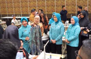 Resmi buka pelatihan dasar menjahit, Ketum PKK: jangan remehkan konveksi Daster