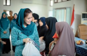 Putri Azizah Salurkan Makanan Tambahan untuk Ibu Hamil, Kasus Stunting di Plaju Tinggal Satu