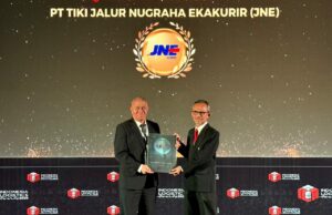 JNE Raih Courier of The Year 2025: Simbol Ketangguhan dan Semangat “Connecting Happiness” di Tengah Dinamika Industri Logistik