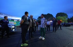 Walk & Check: Ratu Dewa Jalan Kaki 5 Km Lebih Tinjau Infrastruktur di Pusat Kota