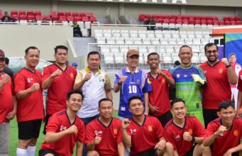 Buka Pertandingan Persahabatan, Ratu Dewa Saksikan Langsung Kemenangan Tipis Korpri FC atas David FC