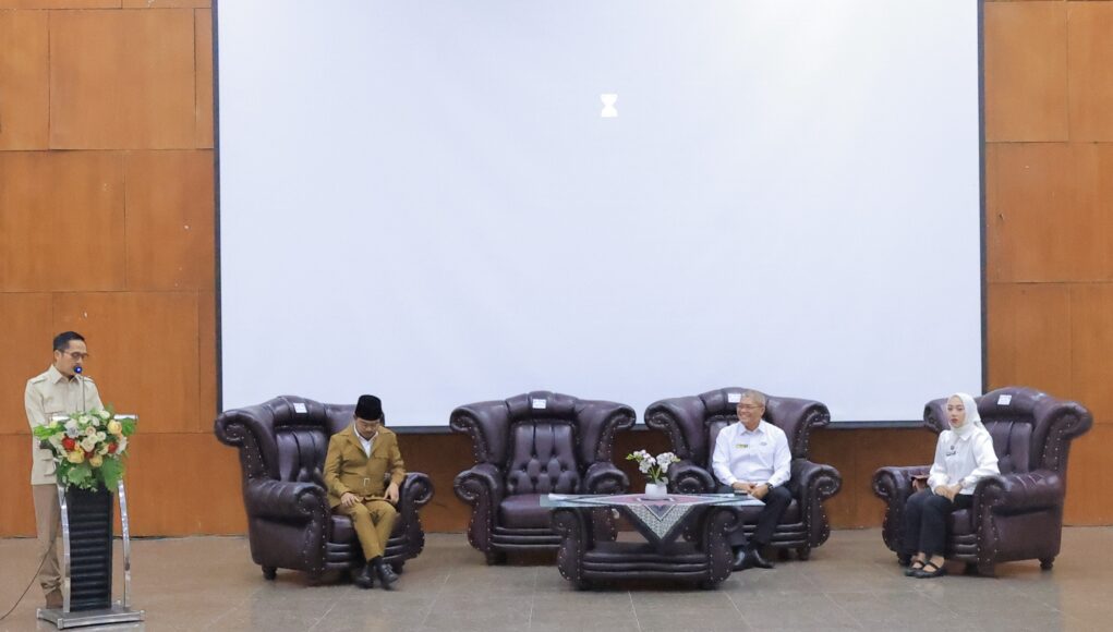 Rapat Koordinasi Bergizi Gratis: Walikota Palembang Bongkar Fakta Mengejutkan Soal Higiene