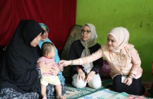 DWP Diskominfo Palembang Salurkan Bantuan ke Panti Asuhan dan Bagikan Takjil