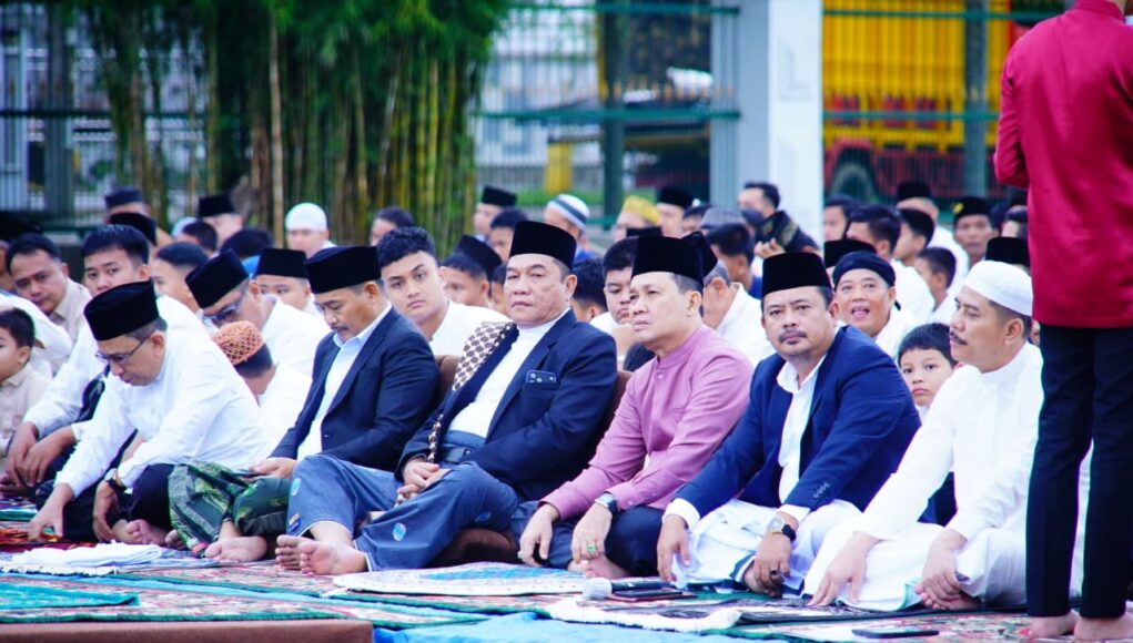 Bupati H. M. Toha Tohet Sampaikan Selamat Idul Fitri, Ajak Masyarakat Pererat Silaturahmi