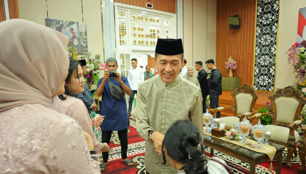 Wali Kota Palembang Ratu Dewa Gelar Open House 2 Hari, Ajak Warga Pererat Silaturahmi