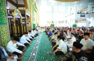 Wagub Cik Ujang Kenang Dedikasi Alex Noerdin, Ajak Masyarakat Doakan Almarhum