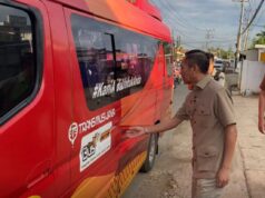 Wali Kota Tinggalkan Mobil Dinas, ASN Wajib Naik Angkot