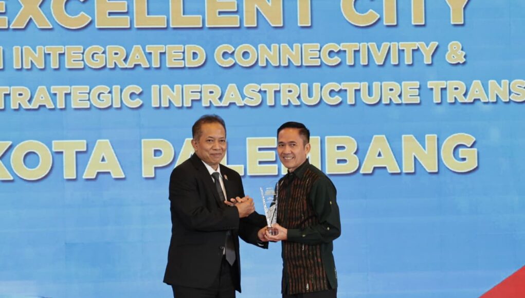 Berhasil membangun Infrastruktur konektivitas transportasi, Palembang Raih National Governance Award 2026