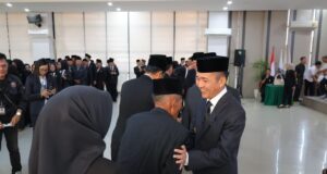 Lantik 130 Kepala Sekolah, Ratu Dewa Imbau Kepala Sekolah Muda untuk Kreatif dan Berinovasi