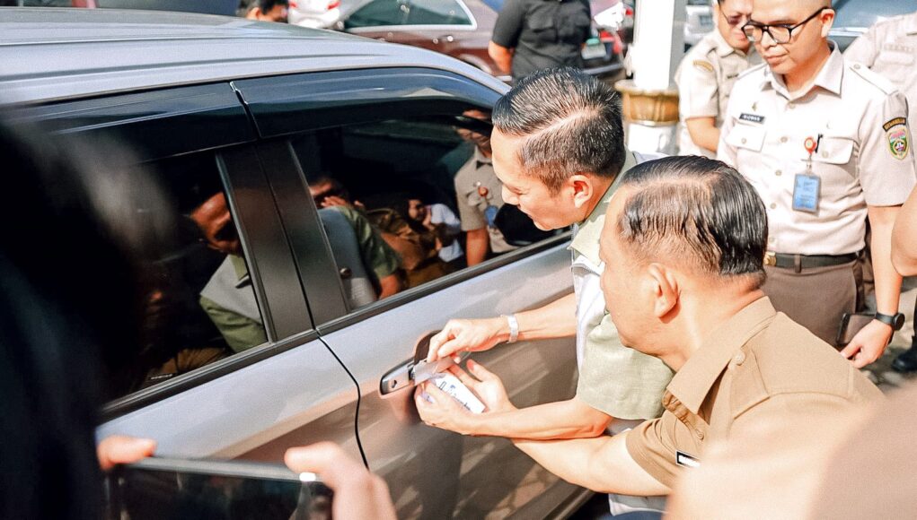 Sidak di Halaman Parkir Setda, Wali Kota Palembang Temukan Kendaraan Nunggak Pajak 11 Tahun