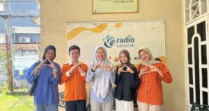 Event “Gema Suara Nusantara” Hadir di Sonora FM, Mahasiswa Ilmu Komunikasi UIN Raden Fatah Ajak Anak Muda Lestarikan Lagu Daerah