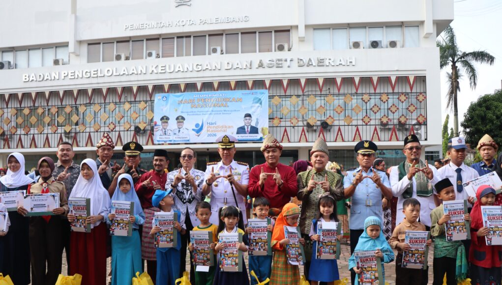 Hardiknas 2026 di Palembang: Aprizal Hasyim Gaungkan Pendidikan Berkarakter dan Berkualitas