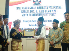 Ratu Dewa Terima Gelar Adat Minangkabau “Sutan Malin Batuah”