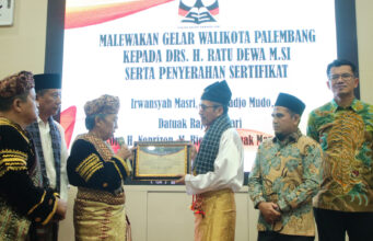 Ratu Dewa Terima Gelar Adat Minangkabau “Sutan Malin Batuah”