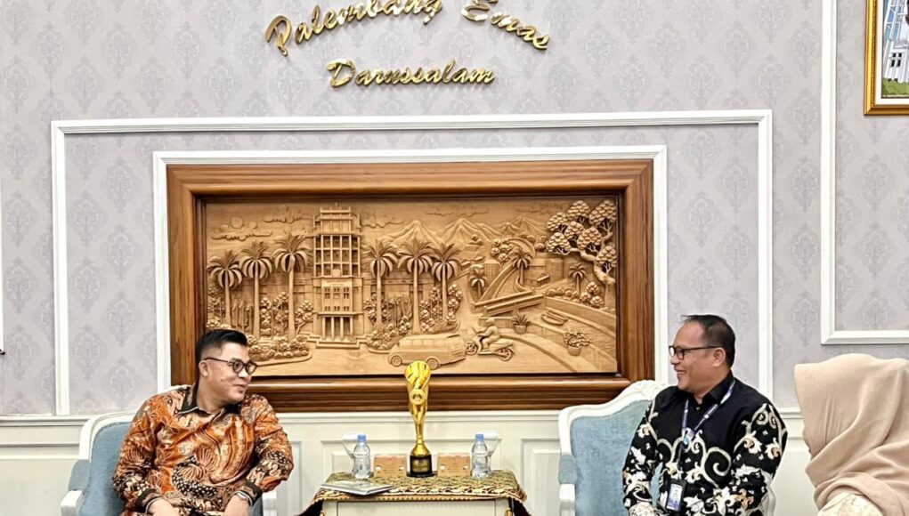 Pemkot Palembang dan Radar Kolaborasi, Gelar Kegiatan Puisi Pemimpin, Memuliakan Kota Tercinta