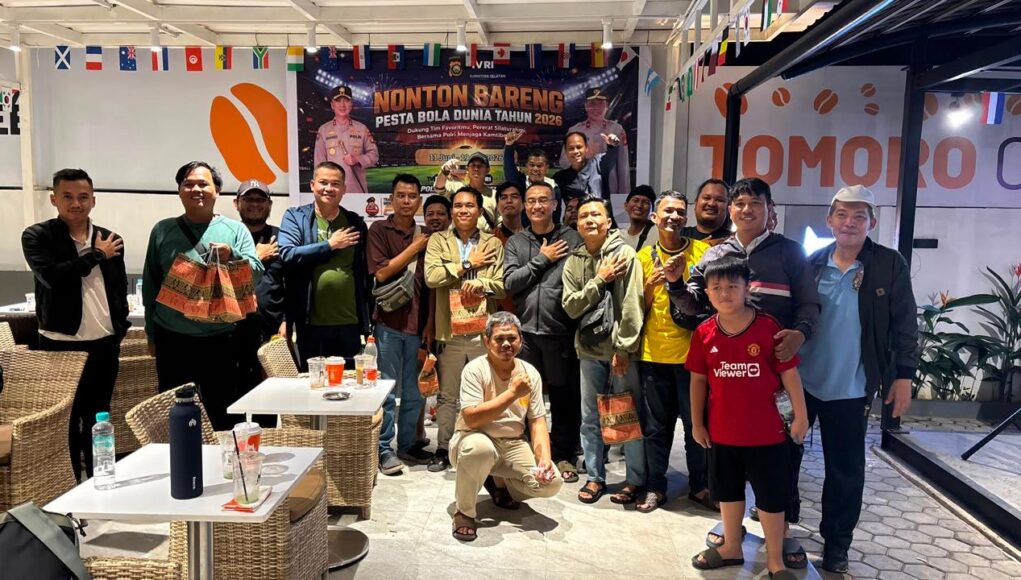 Semarak Hari Bhayangkara ke-80, Bidhumas Polda Sumsel Pererat Kemitraan dengan Insan Pers Lewat Nonton Bareng Piala Dunia 2026
