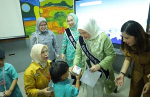 Bunda PAUD Kota Palembang Tinjau MPLS, Tekankan Pentingnya Lingkungan Belajar yang Positif