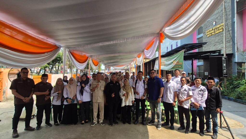 Reses DPRD Sumsel Dapil I Palembang di Seberang Ulu I, Warga Desak Perbaikan Jalan, Lampu Jalan hingga Penambahan SekolahReses DPRD Sumsel Dapil I Palembang di Seberang Ulu I, Warga Desak Perbaikan Jalan, Lampu Jalan hingga Penambahan Sekolah