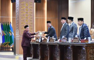 Rapat Paripurna XXXVIII DPRD Prov. Sumsel tentang Penyampaian Laporan Hasil Kerja Pansus Optimalisasi Pendapatan Daerah Provinsi Sumatera Selatan