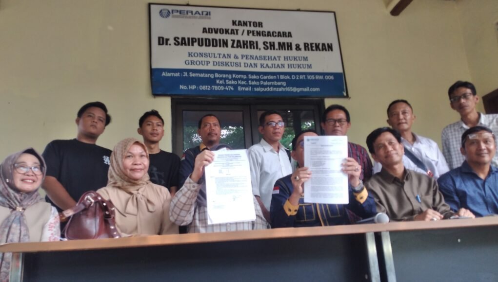BOOM waktu di UPGRI, 9 Dosen Tendik DIPTDH Massal, Kuasa Hukum siap gugat ke PTUN