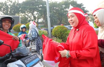 5.000 Bendera Merah Putih Gratis Dibagikan Pemkot Palembang Sambut HUT ke-81 RI