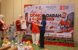 PMI Palembang bersama Novotel Hotel gelar donor darah HUT RI ke 81, 200 kantong terkumpul dalam 30 menit