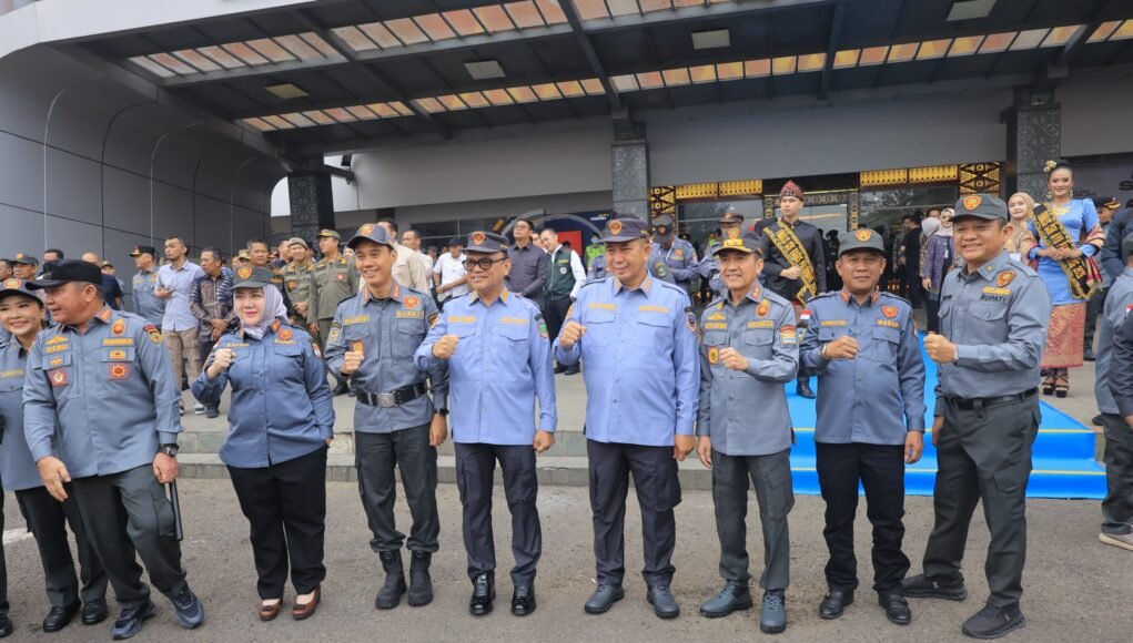 Wali Kota Ratu Dewa Apresiasi Apel Akbar Satlinmas: Harus Profesional dan Responsif