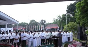 Pemkot Palembang Gelar Sholat Istisqa, Munajat Minta Hujan di Tengah Kabut Asap