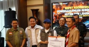 BNPB Kirim Bantuan Peralatan Karhutla, Pemkot Palembang Siagakan Posko Kesehatan 24 Jam