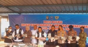 BNNP Sumsel sikat 47 Kilo Sabu jaringan Malaysia – Palembang -PALI, 2 kurir dibekuk dengan upah Rp 135 juta per kali kirim