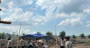 Patroli Karhutla di Cengal, Personel Polda Sumsel Pantau Dua Area Perusahaan