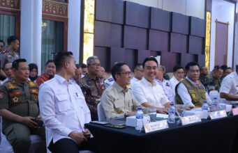 677 Warga Kena ISPA Sehari, Wali Kota Ratu Dewa Lapor Langsung ke Menko Polkam Dudung