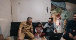 Dari Taman Kota, Ruang Aman Asap, Hingga Bagikan Ribuan Laptop untuk Siswa Miskin