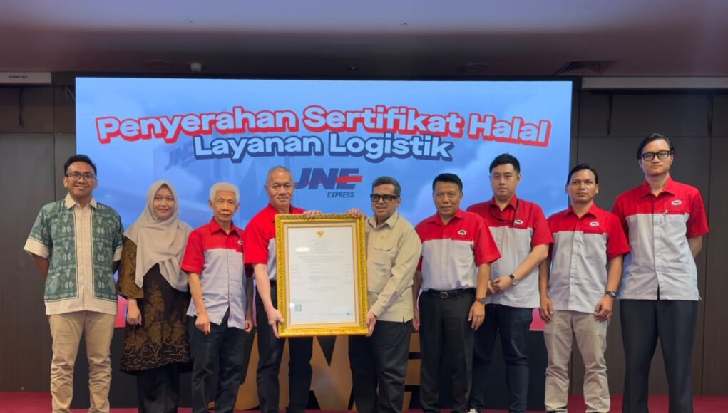 JNE Raih Sertifikasi Halal untuk Layanan Logistik dari BPJPH, Perkuat Standar Layanan Terpercaya