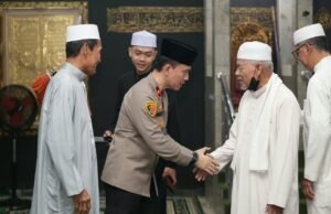 Wakapolda Sumsel Salat Subuh Berjamaah di Ilir Barat I, Tegaskan Komitmen Polisi Bersama Masyarakat
