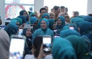 Ubah Gulma Jadi Berkah: Pemkot Palembang Dorong Olah Eceng Gondok Jadi Kompos untuk Ketahanan Pangan Keluarga